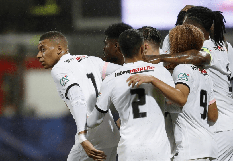 APP下载-包含今晨法国杯传出新动向;新疆广汇豪取连胜;管理层表态——赛场秩序良好;数据趋势出现新变化的词条